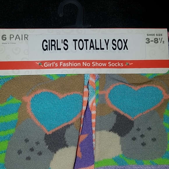 Girls totally Sox. Shoe size 3 to 8.5 - Picture 2 of 5